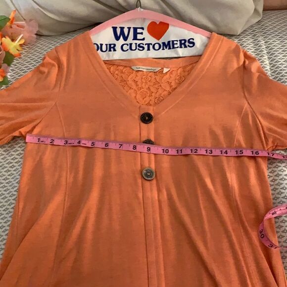Soft Surroundings Tunic Blouse, Buttons, Loose Fit, Peach Color Medium, EUC - Picture 9 of 11